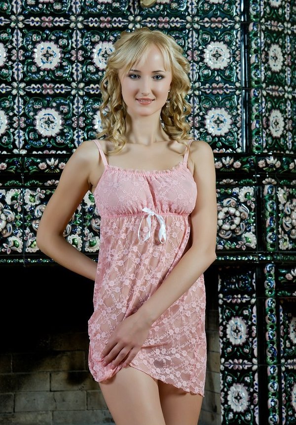 Юля, 22 года, 4 размер груди